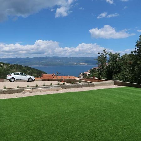 Apartmani Marin Vrbnik Eksteriør bilde