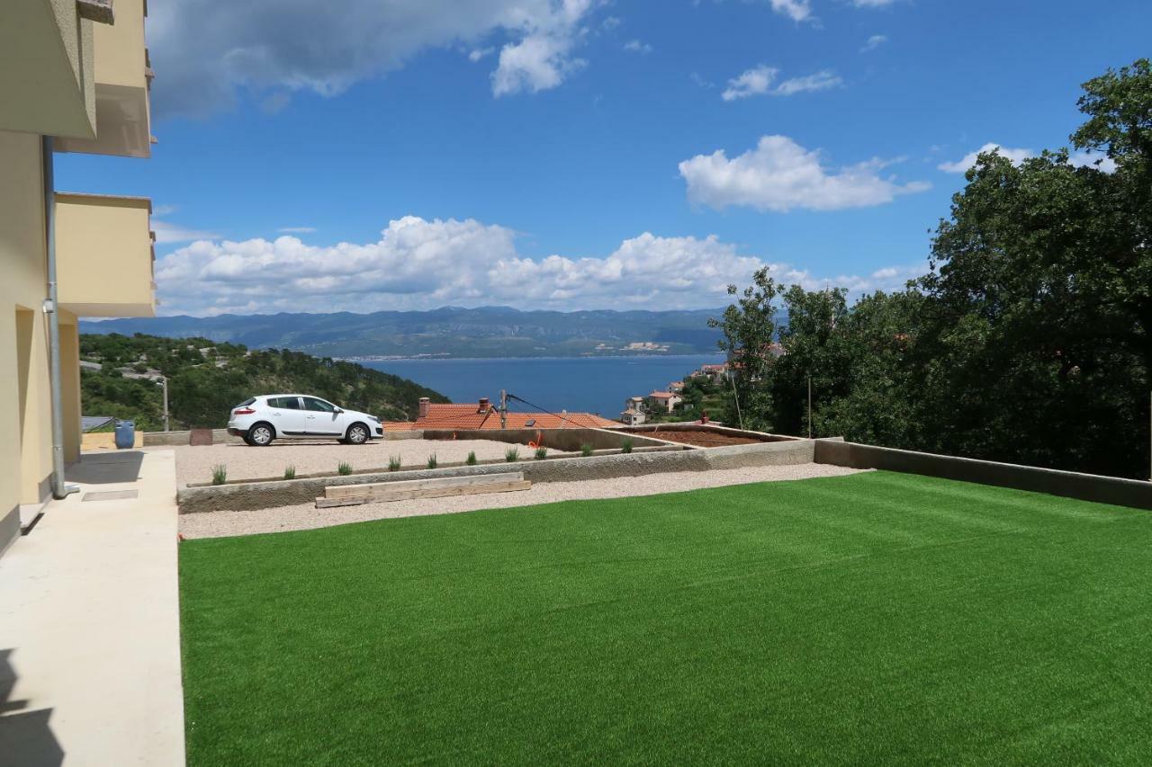Apartmani Marin Vrbnik Eksteriør bilde