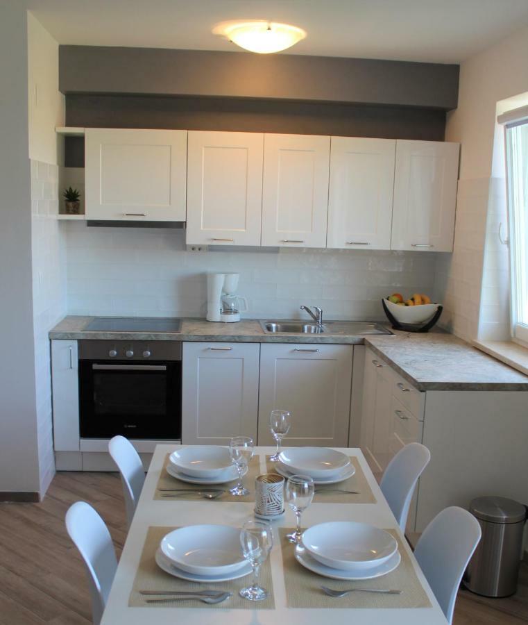 Apartmani Marin Vrbnik Rom bilde